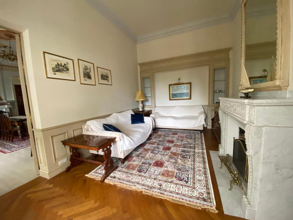 Manoir Et Appartements Avec Piscine Au Domaine De Bize Mirepoix Mirepoix  Kültér fotó