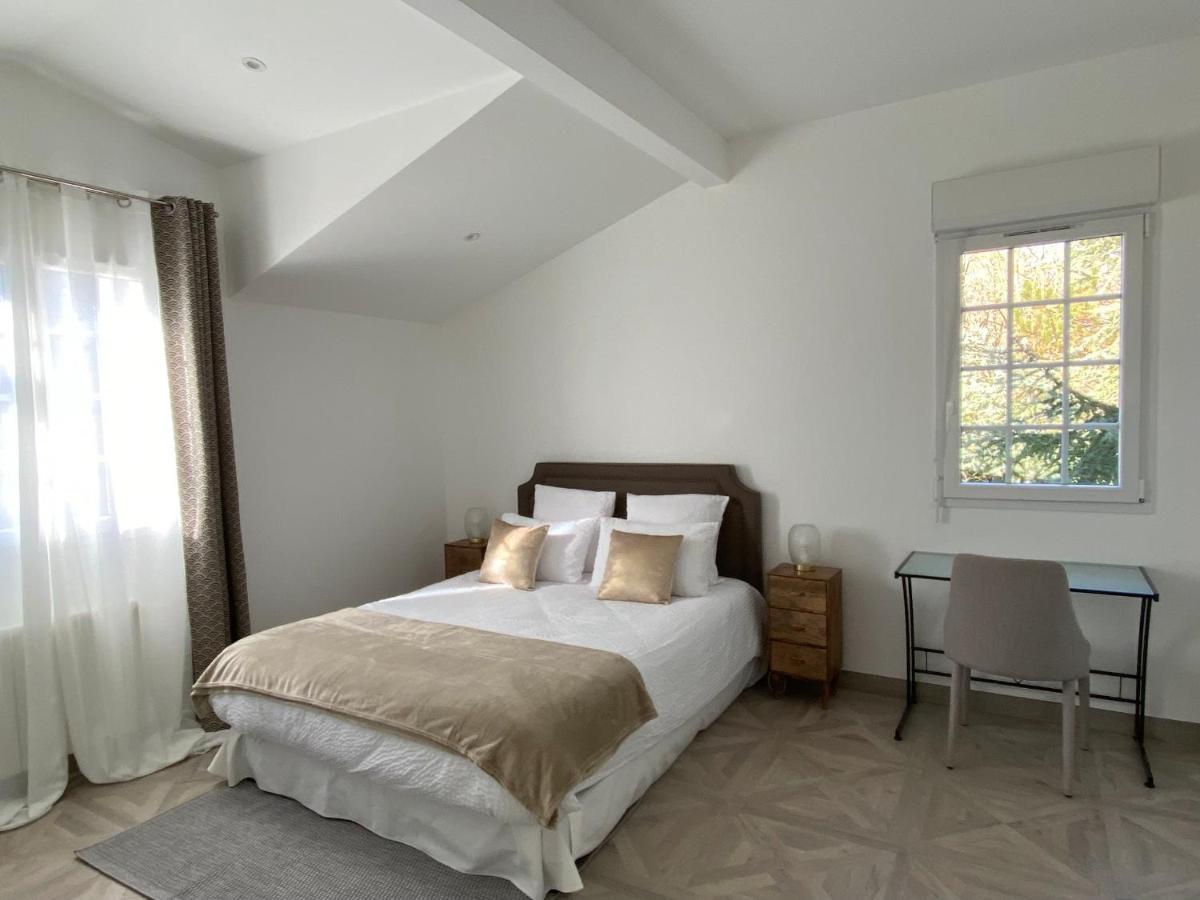 Manoir Et Appartements Avec Piscine Au Domaine De Bize Mirepoix Mirepoix  Kültér fotó
